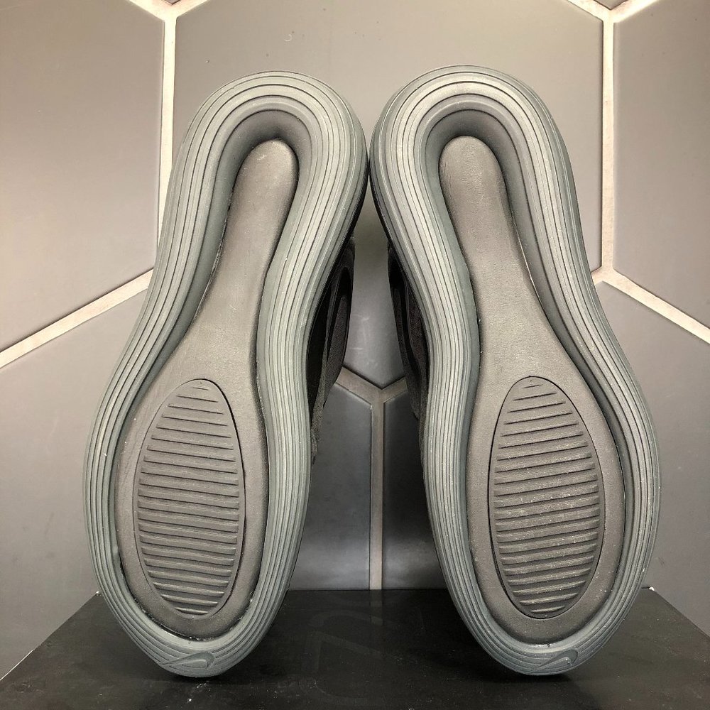 Nike Air Max 720 Black Mesh Running (Multiple Sz) - Picture 5 of 5